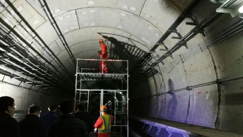 龙城地铁线路病害整治及养护维修